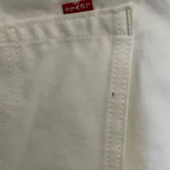 Men’s Levi’s white jeans - Picture 4 of 4